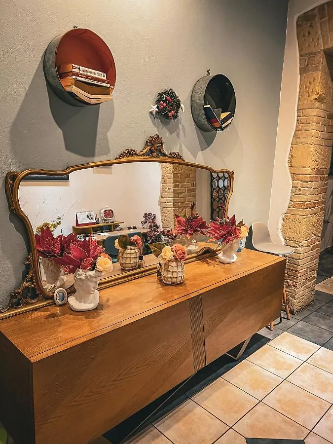 Chambres Du Monde Cagliari Italien